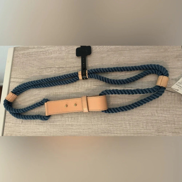 Chicos Pull-Through Rope Belt Blue Leather Detail Nautical Coastal Medium NWT - Picture 1 of 7